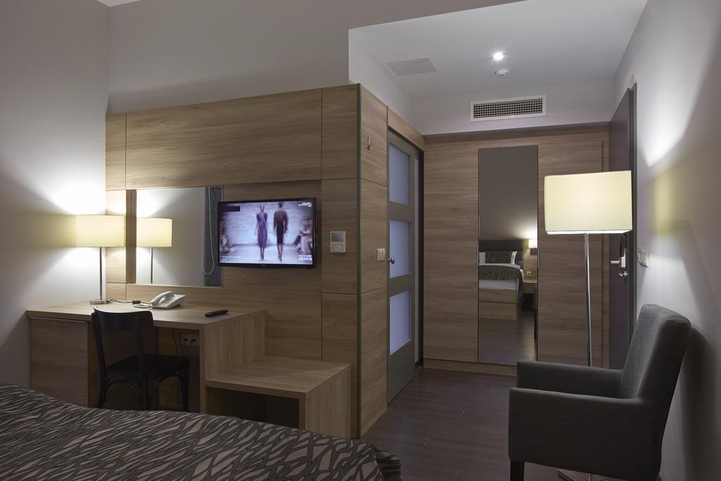 Hotel Therapia 페치 객실 사진