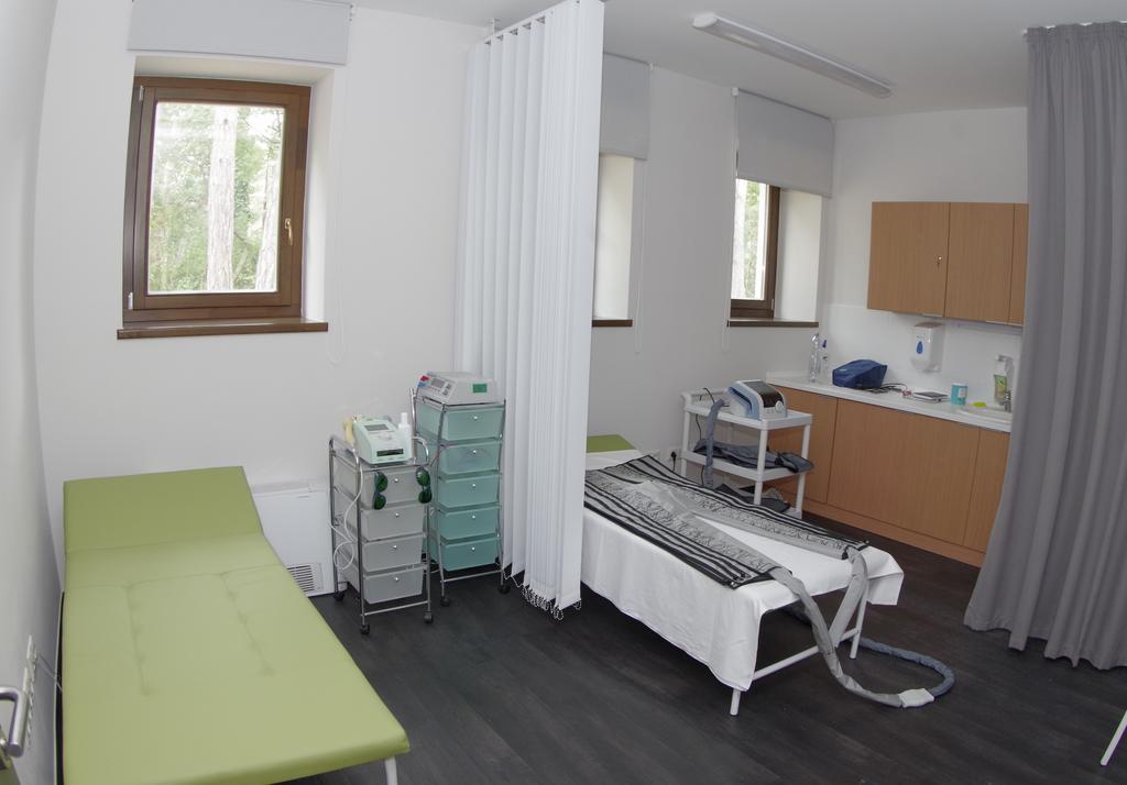 Hotel Therapia 페치 외부 사진