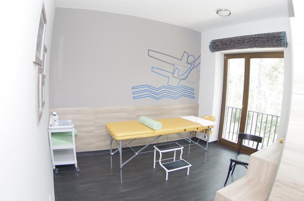 Hotel Therapia 페치 외부 사진